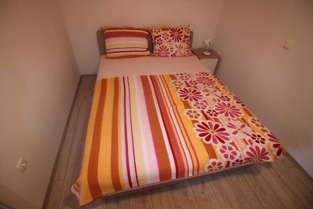Apartments Marinko Stari Grad  Εξωτερικό φωτογραφία