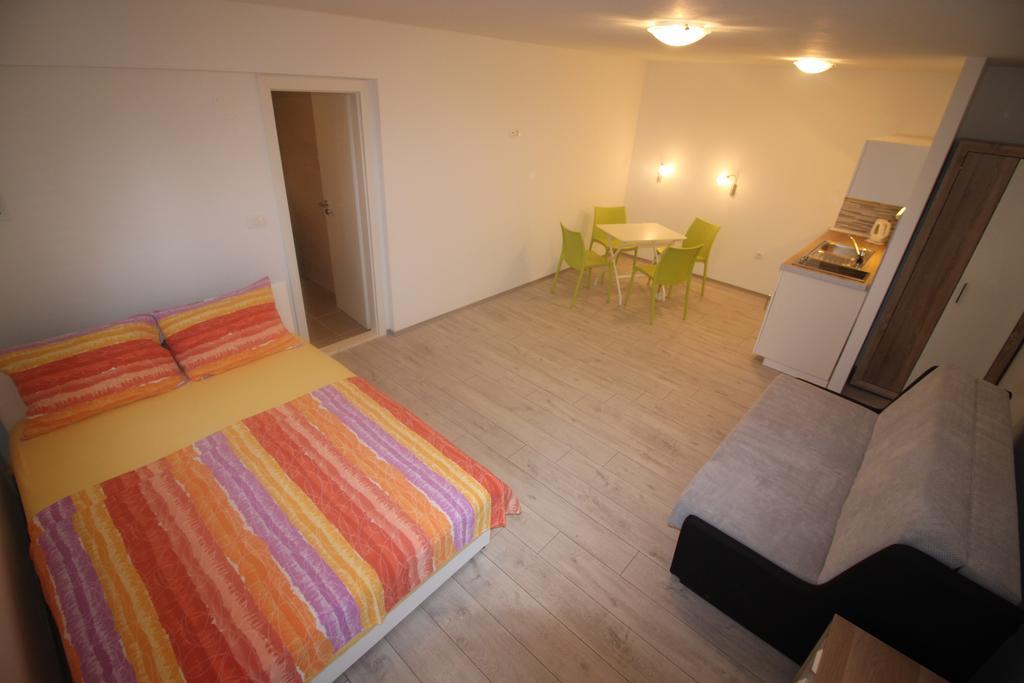 Apartments Marinko Stari Grad  Εξωτερικό φωτογραφία