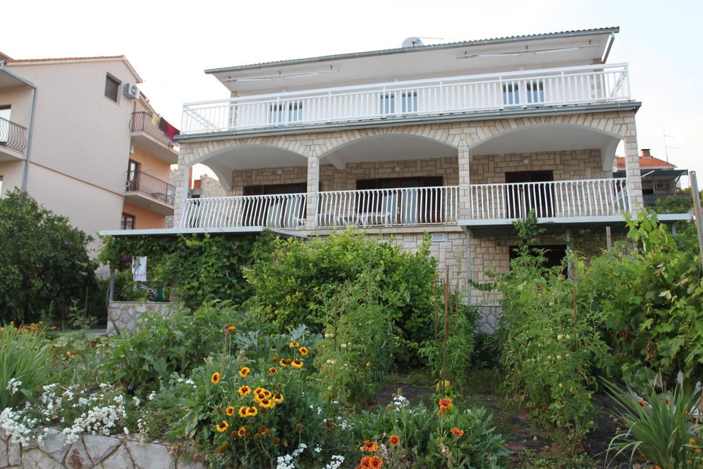 Apartments Marinko Stari Grad  Εξωτερικό φωτογραφία